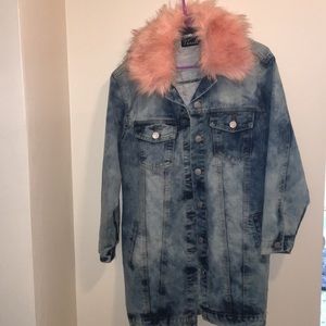 Faux Fur Collar Denim Jacket (Long)
